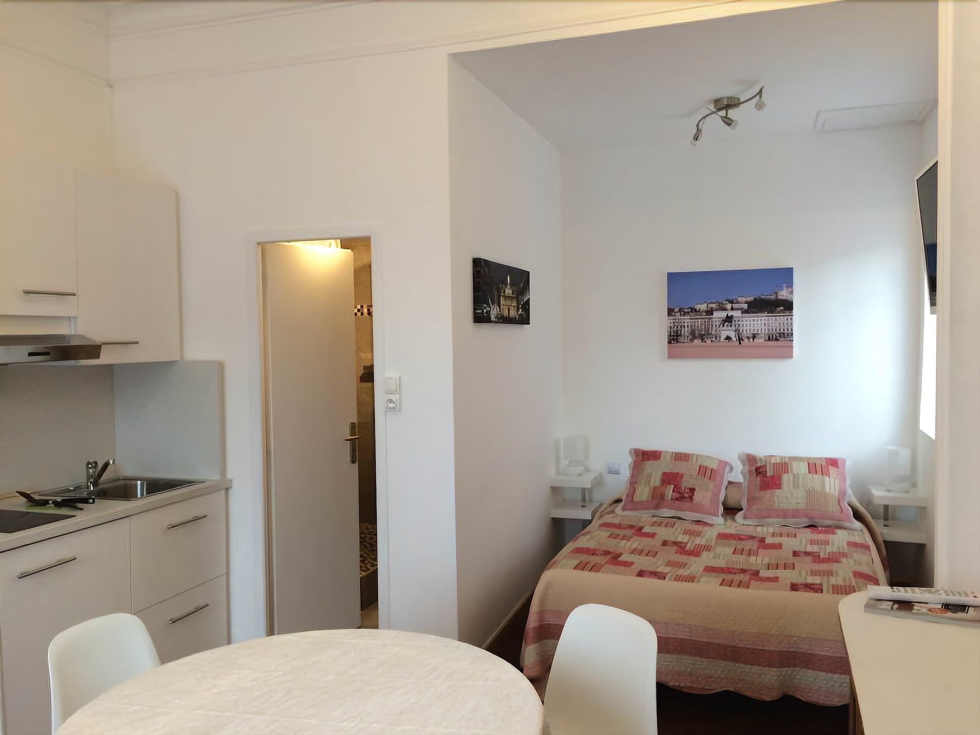 B&B "Clos Feuillat" Lyon Exterior foto